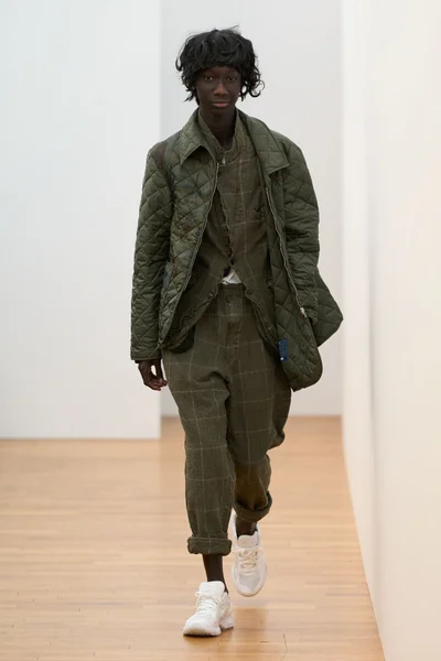 Look 26